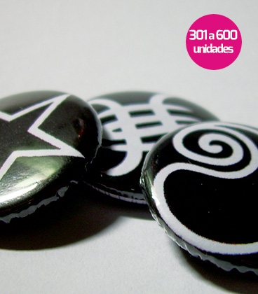 Chapas personalizadas 301 a 600 unidades